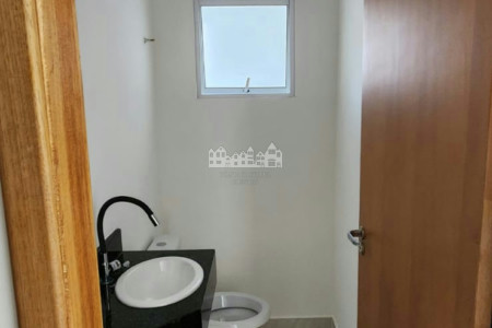 Casa à venda ou para alugar com 2 suítes no condomínio Serra Verde, Atibaia - SP