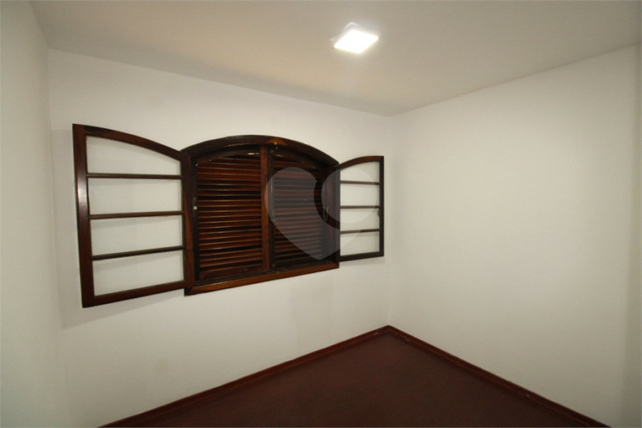 Sobrado à venda com 3 quartos, sendo 1 suíte,  em Vila Nova Mazzei, São Paulo, SP