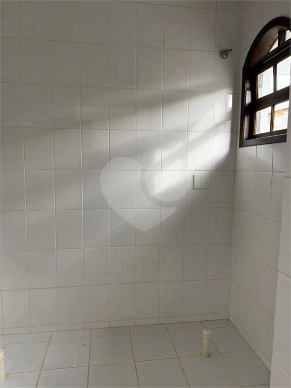 Casa à venda com 3 quartos, sendo 1 suíte, em Chácara Primavera, Suzano, SP