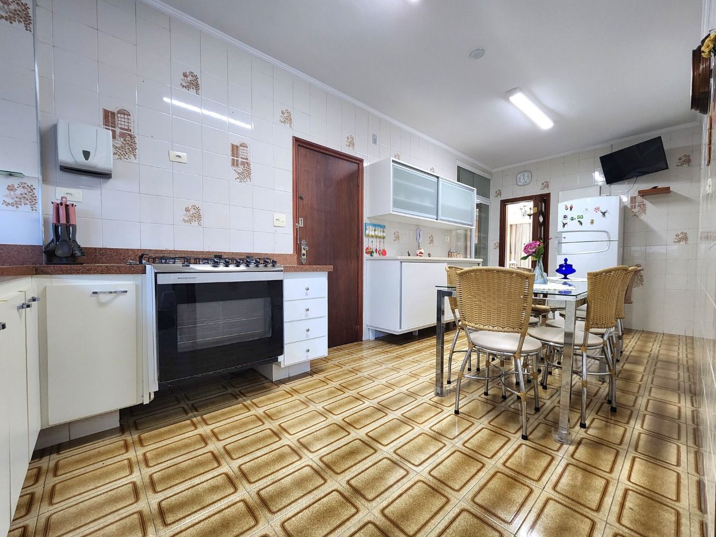 Apartamento com 4 dormitórios à venda, 184 m² por R$ 949.000,00 - Gonzaga - Santos/SP