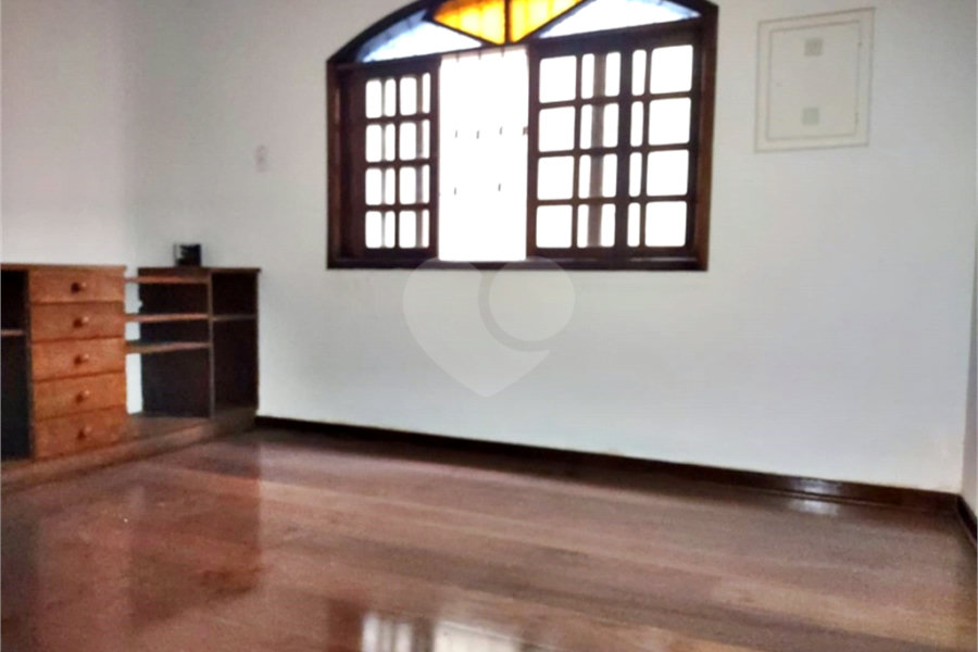 Sobrado à venda ou para alugar com 5 quartos, sendo 3 suítes, em Jardim França, São Paulo, SP