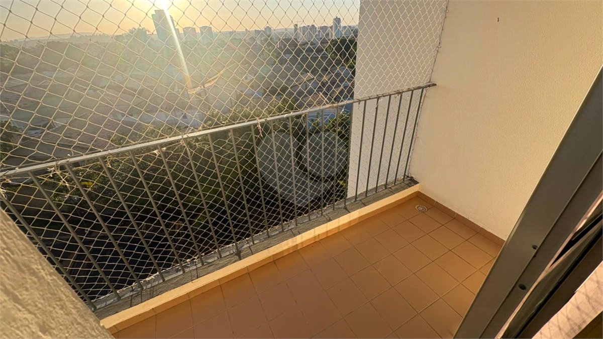 Apartamento à venda com 2 quartos em Vila Haro, Sorocaba, SP