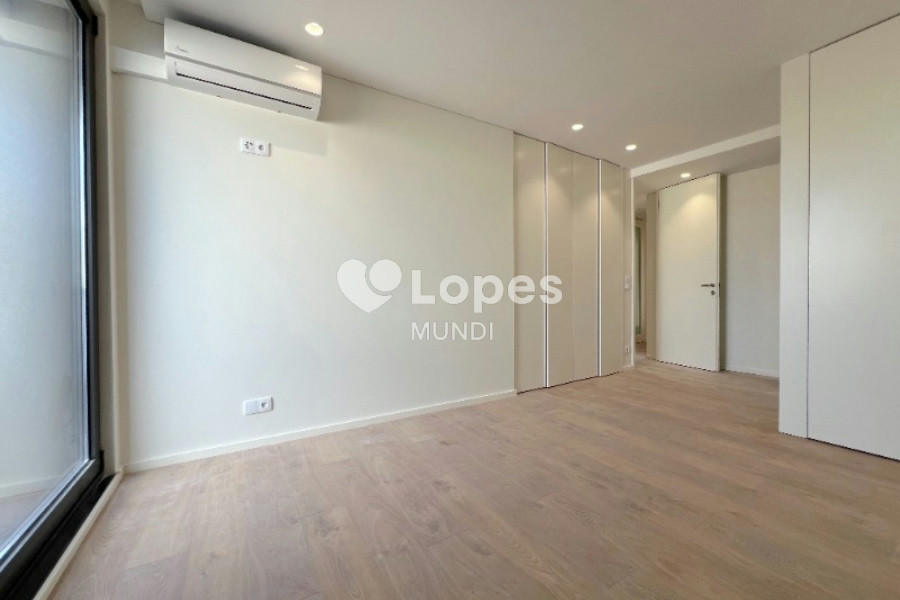 APARTAMENTO RESIDENCIAL em Porto - PT, Matosinhos