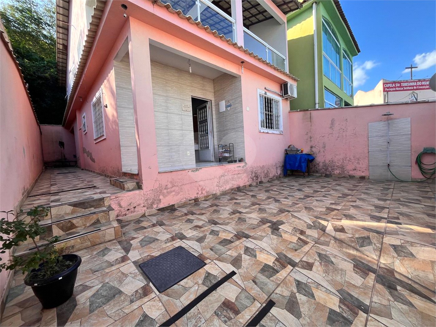 Casa à venda com 4 quartos, sendo 1 suíte, em Campo Grande, Rio de Janeiro, RJ