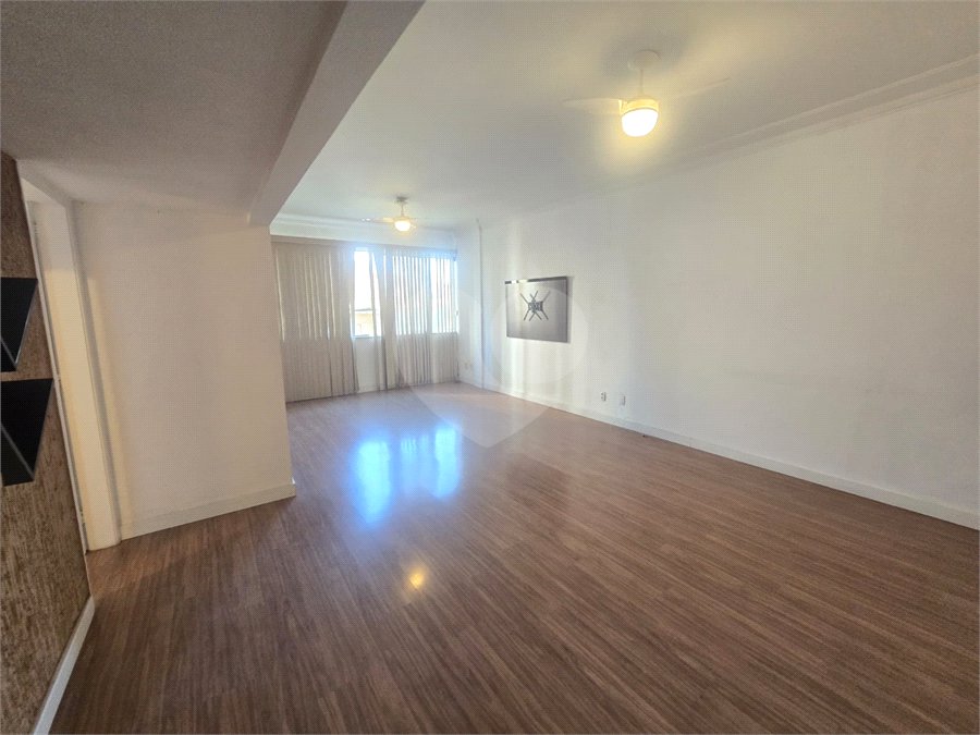Apartamento à venda com 3 quartos, sendo 1 suíte,  em Tijuca, Rio de Janeiro, RJ