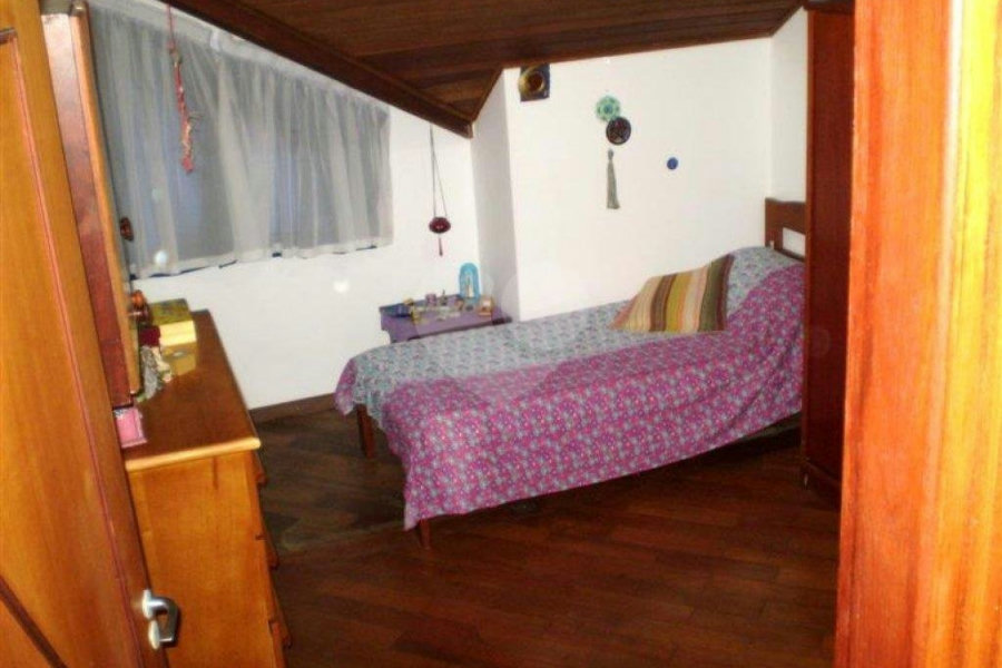 Casa à venda com 3 quartos, sendo 1 suíte, no condomínio Barbará II, São Paulo - SP