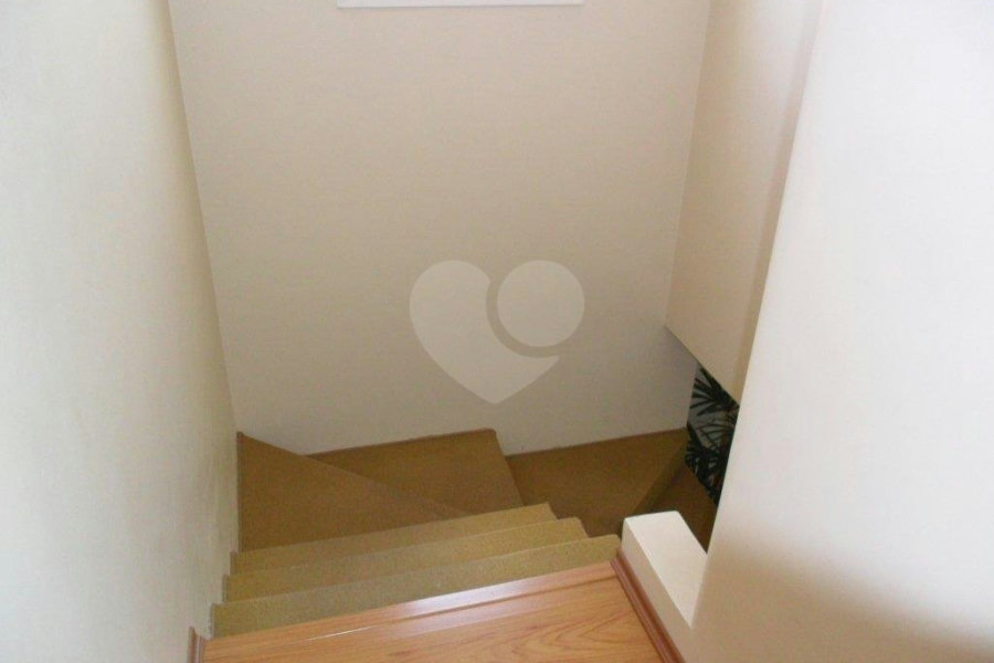 Sobrado à venda com 3 quartos, sendo 1 suíte, em Vila Romero, São Paulo, SP