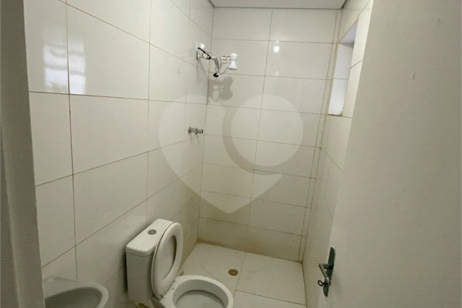 Casa à venda com 3 quartos em Carandiru, São Paulo, SP