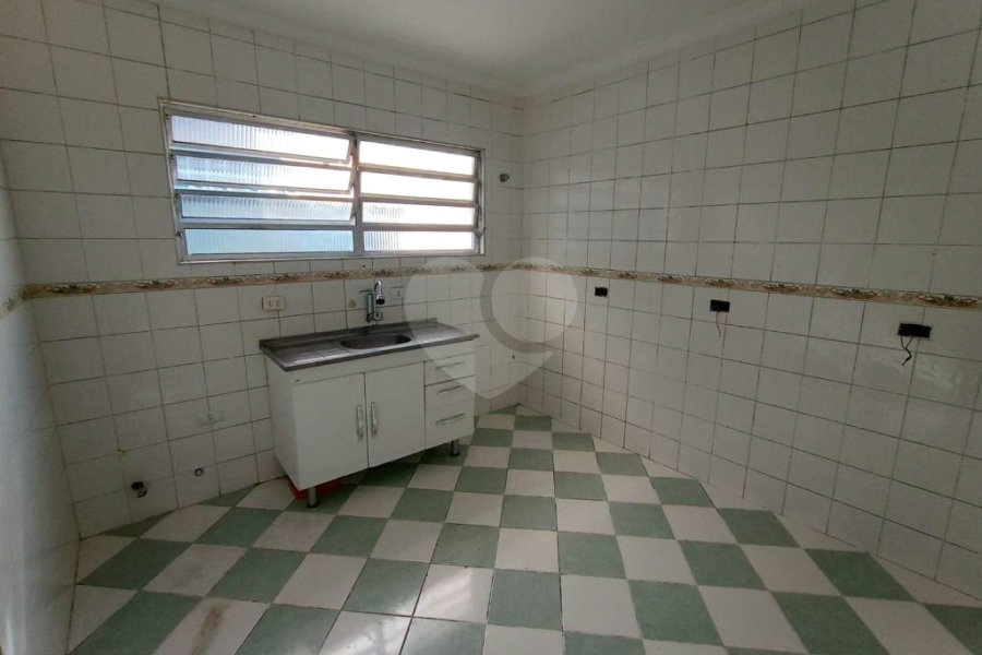 Casa à venda com 3 quartos, sendo 1 suíte, em Saúde, São Paulo, SP