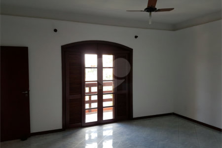Casa à venda com 4 quartos, sendo 3 suítes, no condomínio Ibiti do Paço, Sorocaba - SP