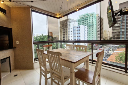Apartamento à venda com 4 suítes em Moema, São Paulo, SP