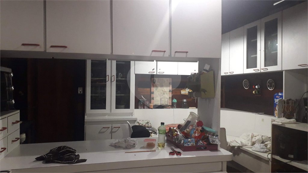 Casa à venda com 3 quartos, sendo 1 suíte, no condomínio Gleba II, Mairiporã - SP