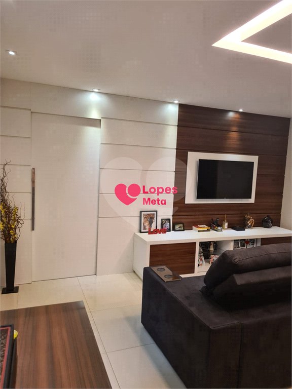 A VENDA BELISSIMO APARTAMENTO NO BAIRRO URBANOVA I, 2 QUARTOS 1 SENDO SUITE, 3 BANHEIROS E 2 VAGAS,