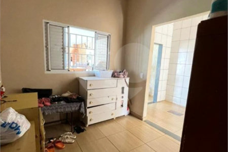 Casa à venda com 5 quartos, sendo 3 suítes,  em Jardim Novo Aeroporto, Três Lagoas, MS