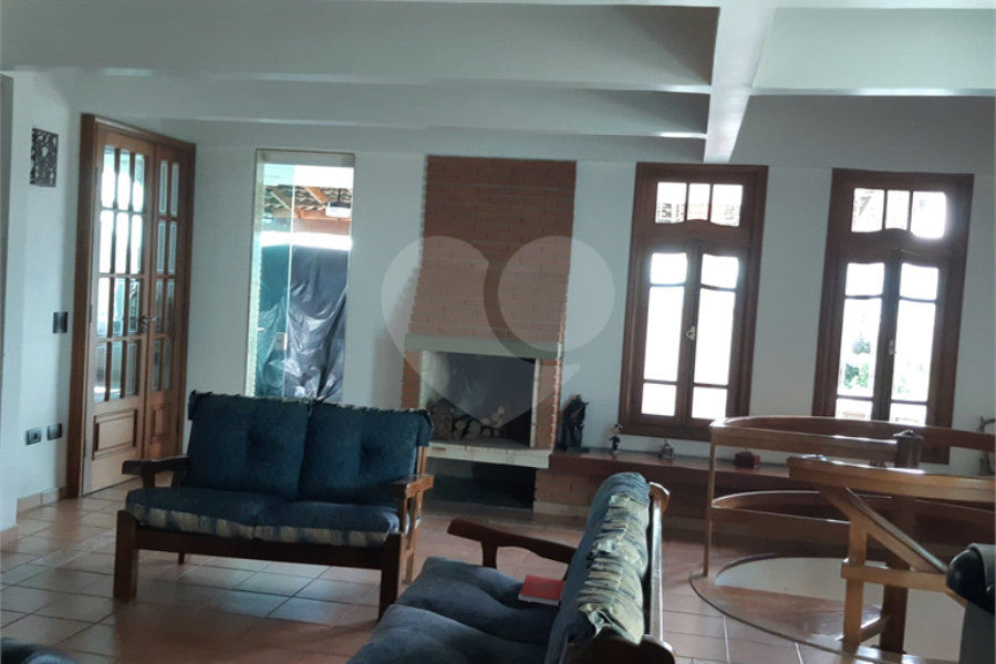 Apartamento à venda com 4 quartos, sendo 1 suíte, em Tremembé, São Paulo, SP