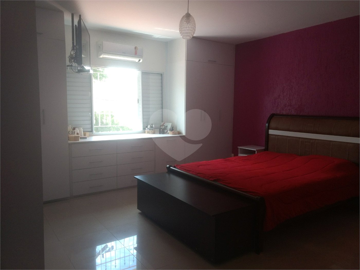 Sobrado à venda com 4 quartos, sendo 1 suíte,  em Vila Guilherme, São Paulo, SP