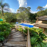 Casa à venda com 5 quartos, sendo 2 suítes, no condomínio Capela do Barreiro, Itatiba - SP