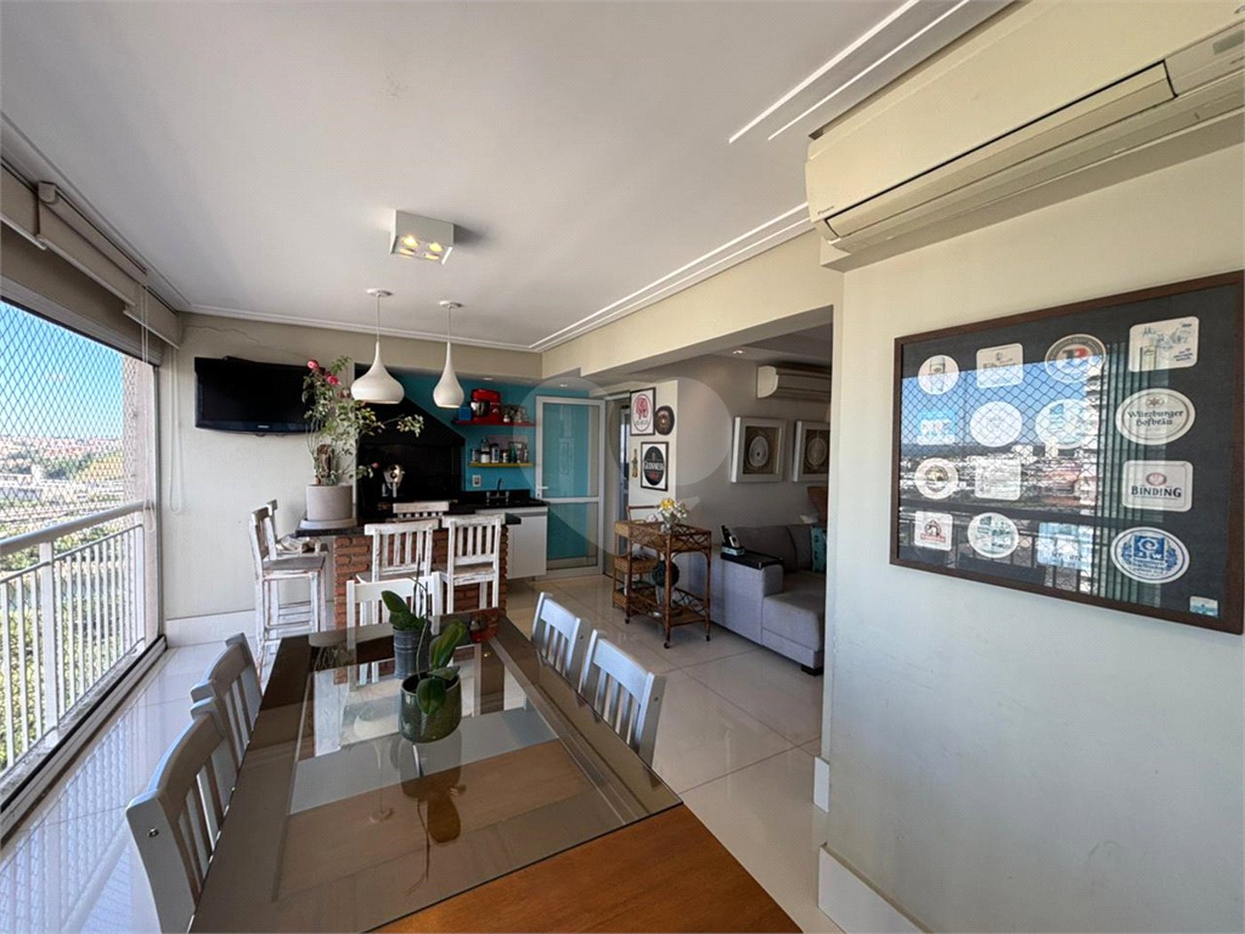 Apartamento à venda com 3 quartos, sendo 1 suíte,  em Santo Amaro, São Paulo, SP