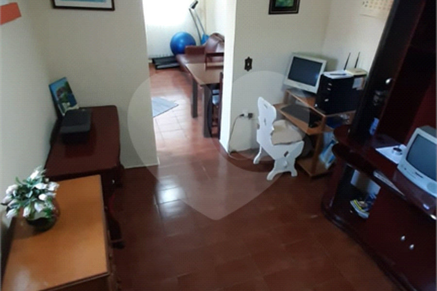 Sobrado à venda com 2 quartos em Horto, São Paulo, SP