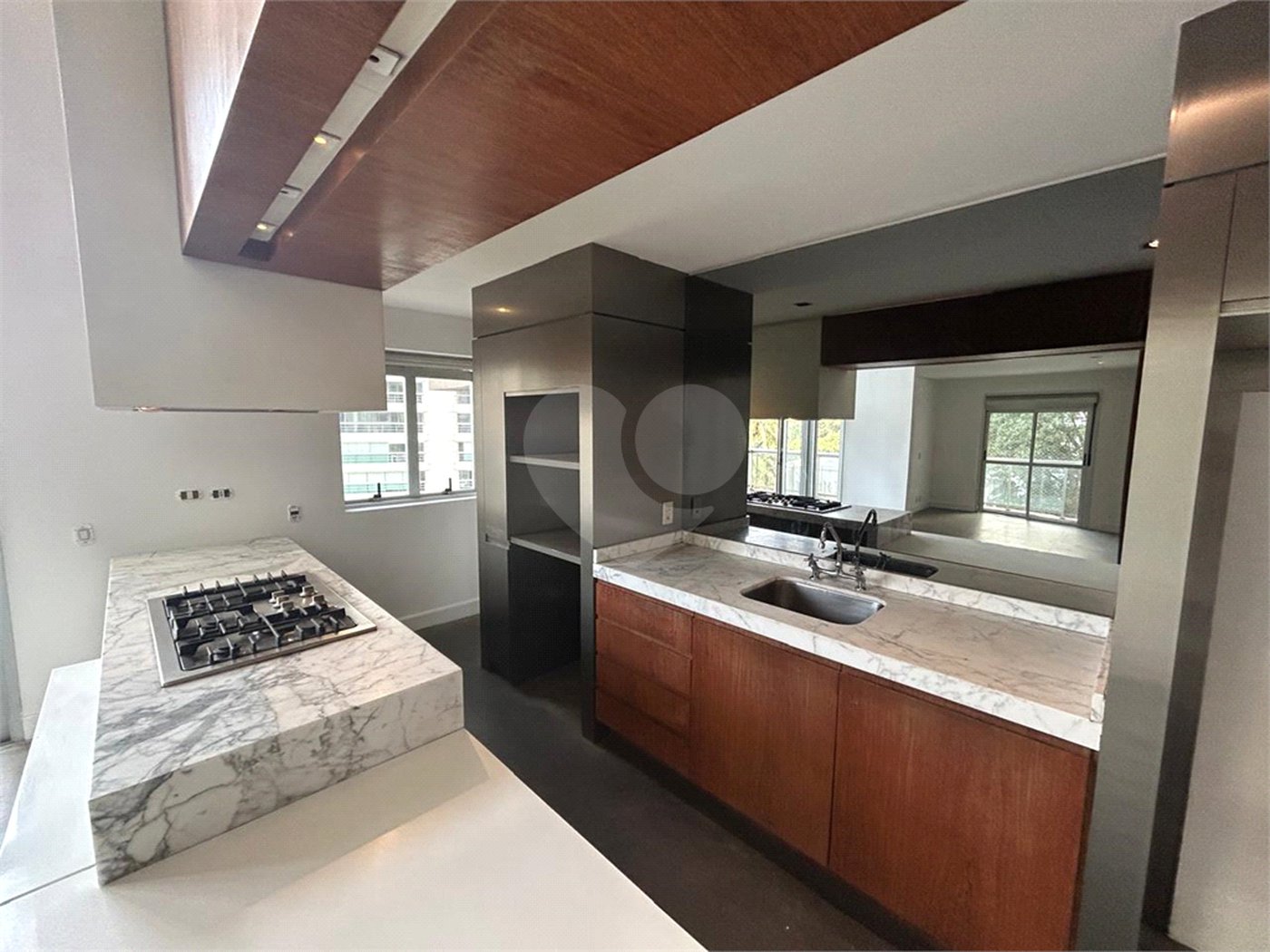 Apartamento à venda com 2 suítes em Parque do Morumbi, São Paulo, SP