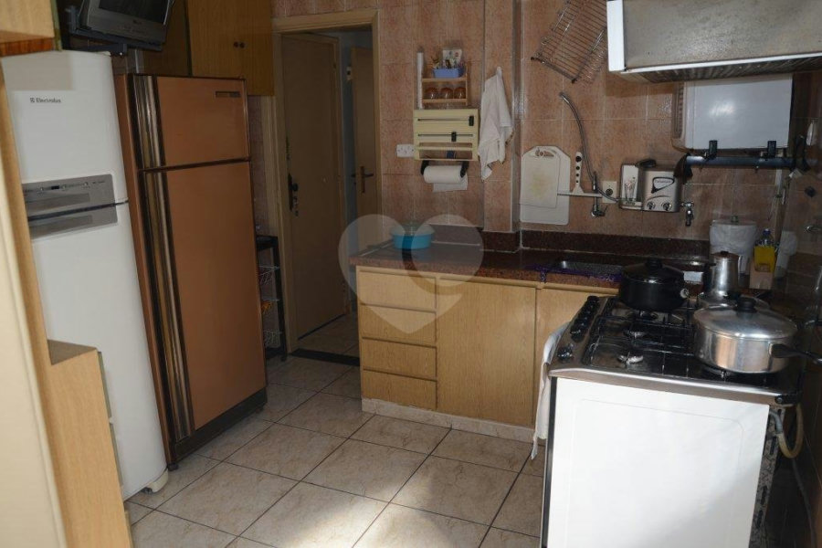 Apartamento à venda com 2 quartos, sendo 1 suíte,  em Itararé, São Vicente, SP