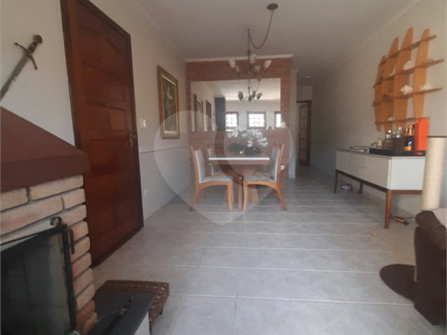 Casa à venda com 3 quartos, sendo 1 suíte,  em Tremembé, São Paulo, SP