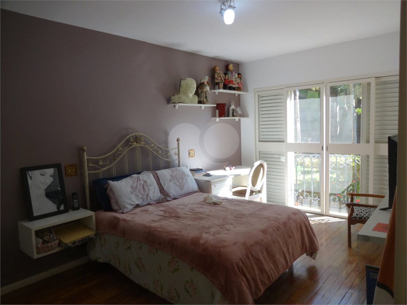 Casa à venda com 5 quartos, sendo 2 suítes,  em Vila Oliveira, Mogi das Cruzes, SP