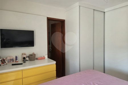 Sobrado à venda com 3 quartos, sendo 2 suítes, em Cupecê, São Paulo, SP