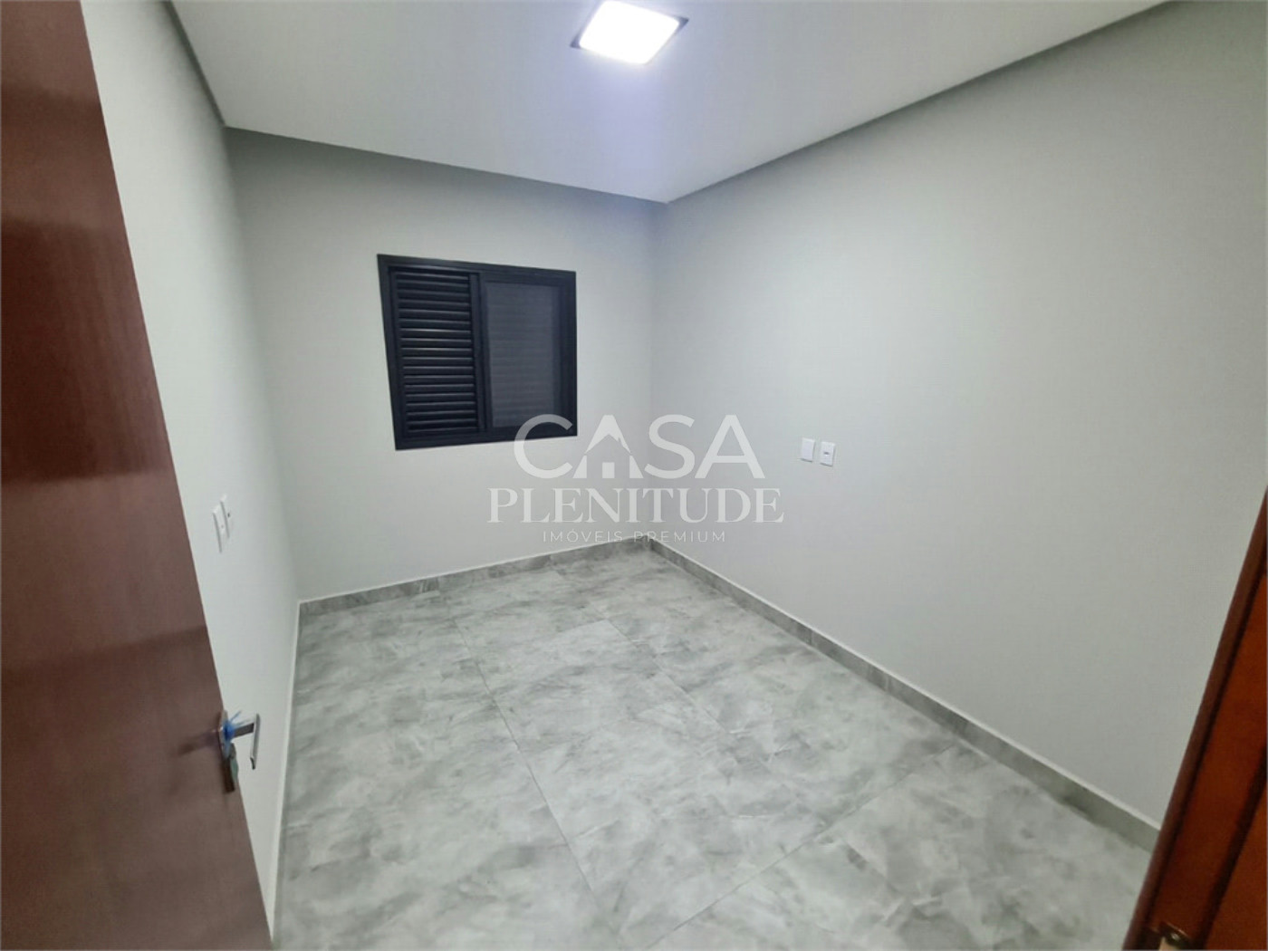 Casa em condomínio à venda com 3 quartos, sendo 1 suíte, em Wanel Ville, Sorocaba, SP