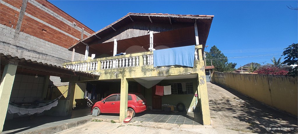 Chácara à venda com 3 quartos, sendo 1 suíte, no Centro, Nazaré Paulista, SP