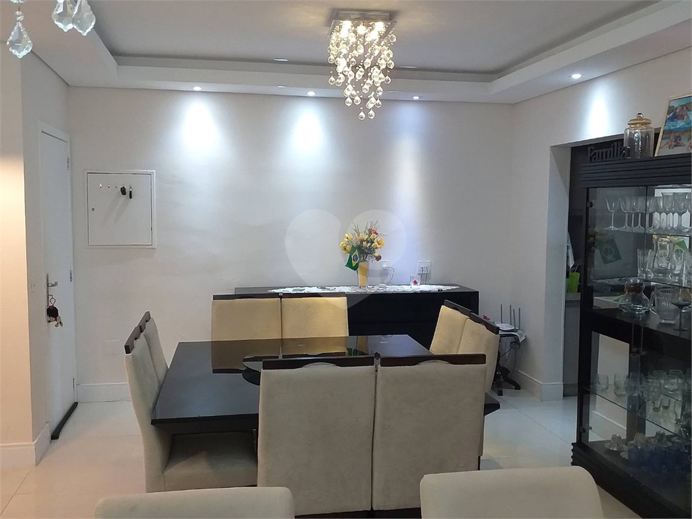 Apartamento à venda com 3 quartos, sendo 1 suíte, em Vista Alegre, Vinhedo, SP