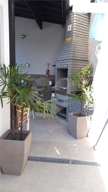 Casa à venda com 3 suítes no condomínio Residencial Marchant Buarque, Atibaia - SP