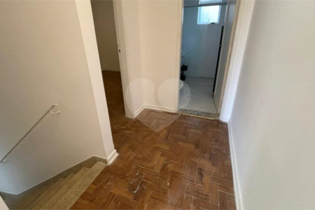 Sobrado à venda com 2 quartos em Jardim Petrópolis, São Paulo, SP