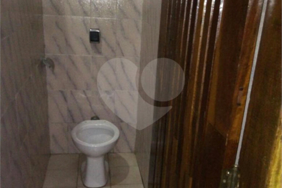 Sobrado à venda com 4 quartos em Jardim Ana Maria, Santo André, SP