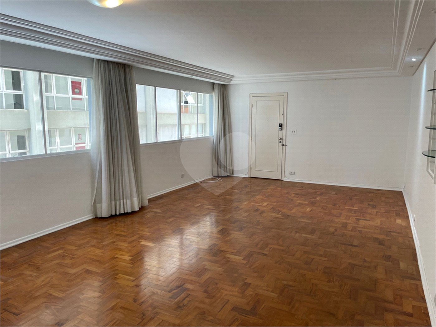 Apartamento à venda ou para alugar com 3 quartos, sendo 1 suíte, em Jardim Paulista, São Paulo, SP