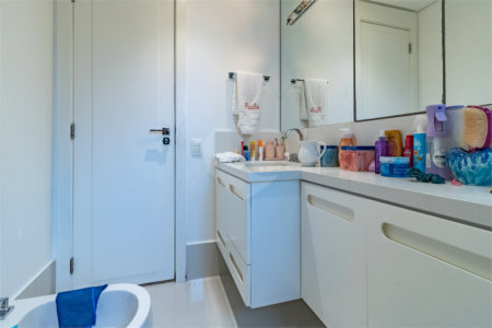 Apartamento à venda com 4 quartos, sendo 3 suítes, em Santa Cecília, São Paulo, SP
