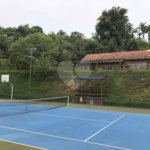 Casa à venda com 4 quartos, sendo 2 suítes,  no condomínio Granja Vianna II, Cotia - SP