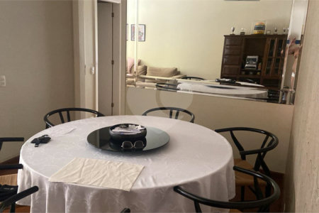 Apartamento à venda com 3 quartos, sendo 1 suíte, em Jardim Marajoara, São Paulo, SP