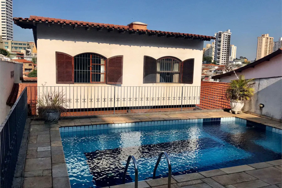 Sobrado à venda com 3 suítes em Jardim França, São Paulo, SP