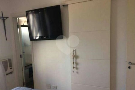 Apartamento à venda com 4 quartos, sendo 3 suítes,  em Jardim Colombo, São Paulo, SP