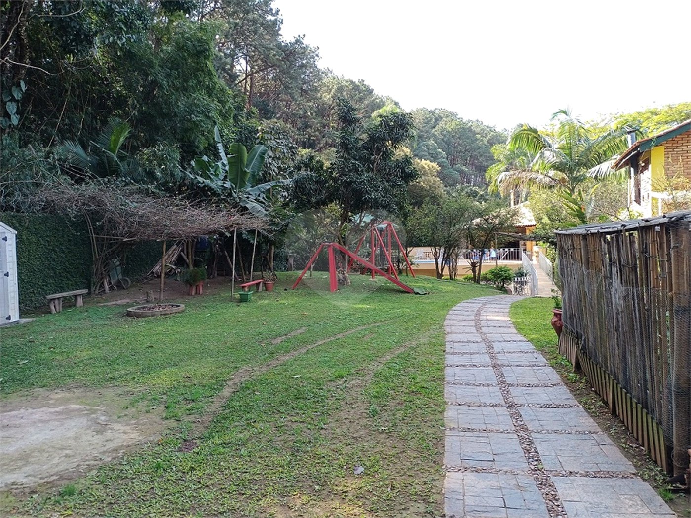Casa à venda com 2 suítes em Horto Florestal, São Paulo, SP