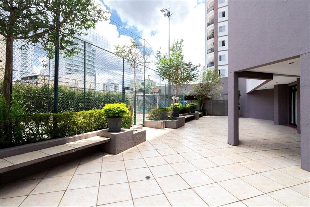 Apartamento à venda com 3 quartos, sendo 1 suíte, em Vila Hamburguesa, São Paulo, SP