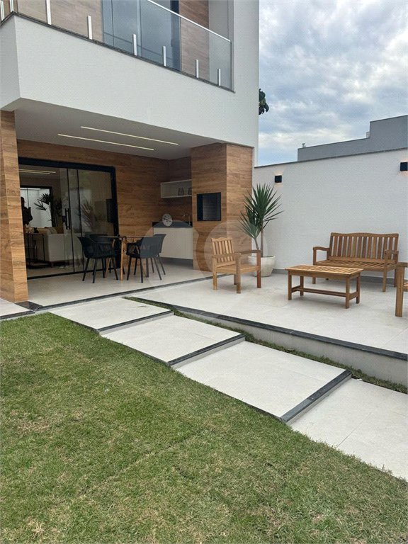 Casa à venda com 3 suítes no condomínio Grand Park, Rio de Janeiro - RJ
