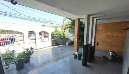 Casa à venda com 3 quartos, sendo 1 suíte,  em Santa Cruz, Rio de Janeiro, RJ