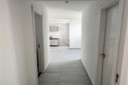 Apartamento à venda com 2 quartos em Guaiaúna, São Paulo, SP