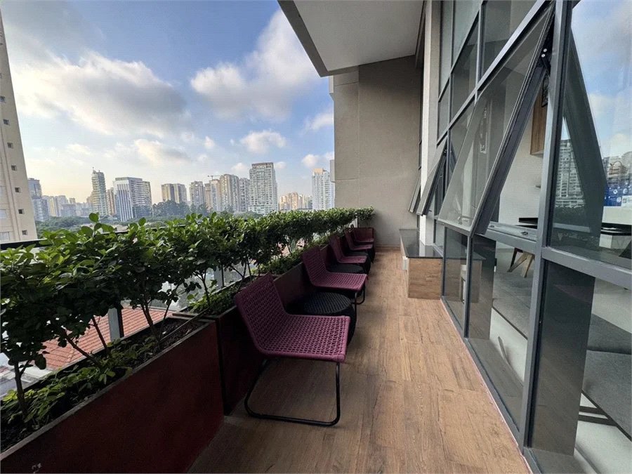 Apartamento à venda com 1 quarto em Vila Cordeiro, São Paulo, SP