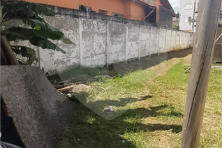 Casa à venda com 3 quartos em Alvinópolis, Atibaia, SP