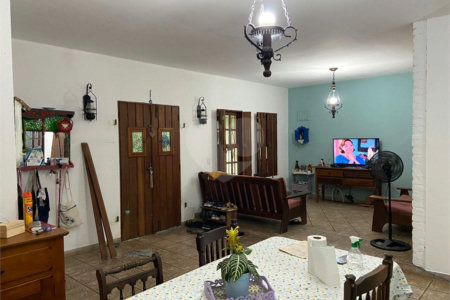 Casa à venda com 3 quartos, sendo 1 suíte,  em Jardim Fonte Áurea, Poá, SP