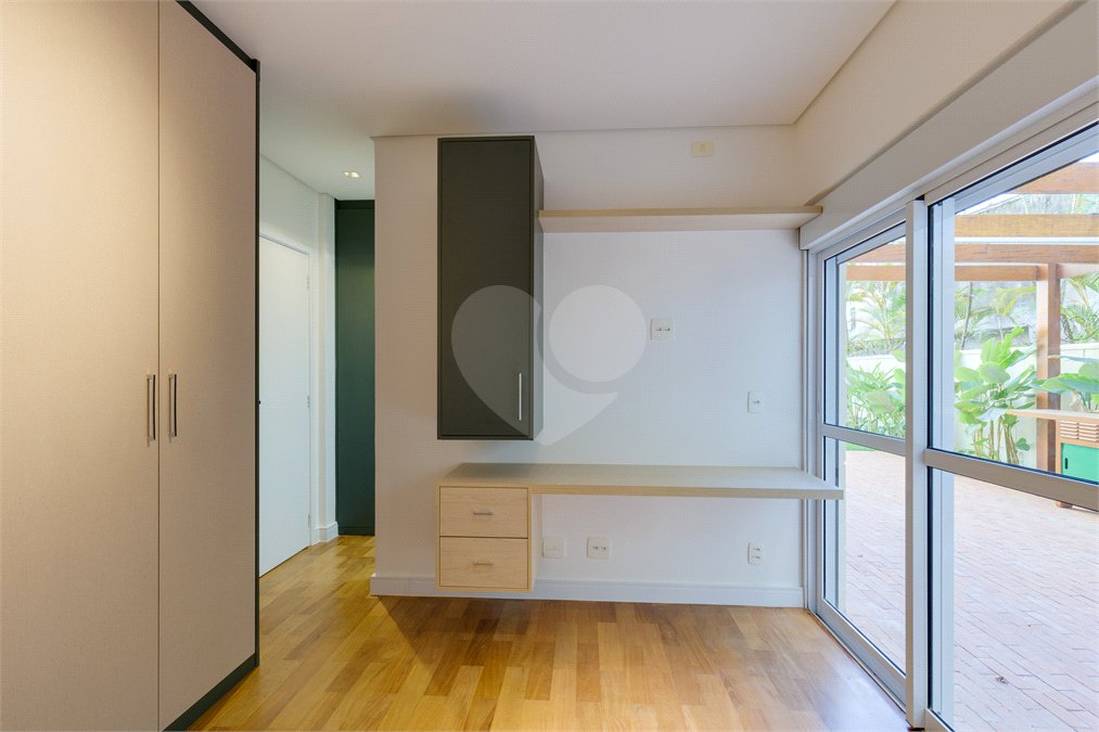 Apartamento à venda com 3 suítes em Chácara Santo Antônio, São Paulo, SP