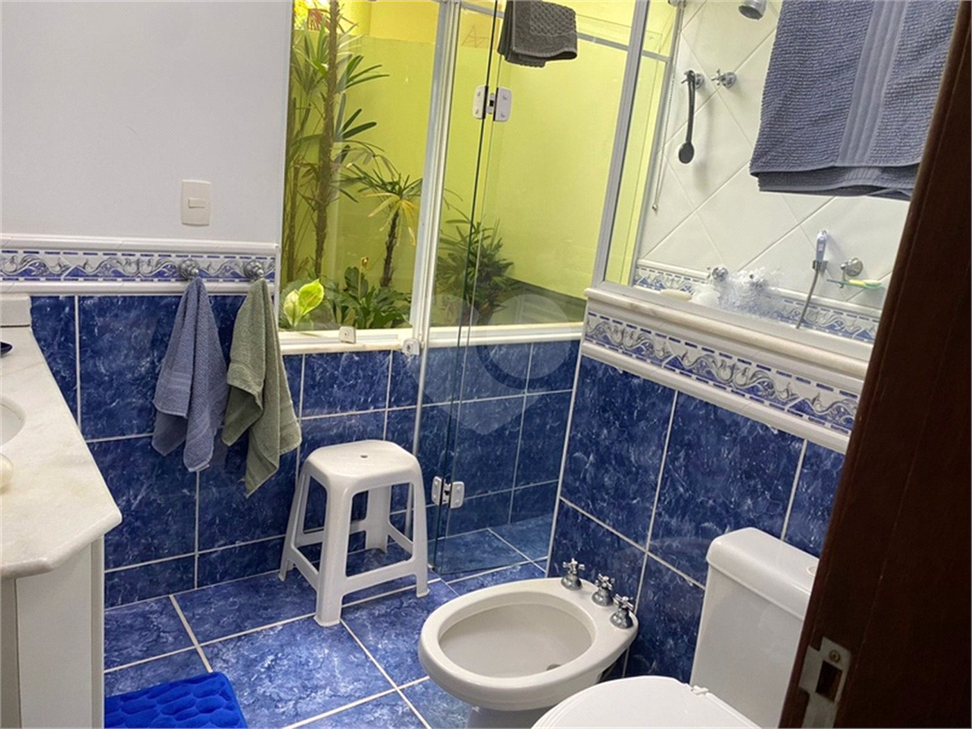 Casa à venda com 4 suítes no condomínio Portal do Sabiá, Araçoiaba da Serra - SP